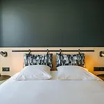 Ibis Styles Bordeaux Hotel 3*