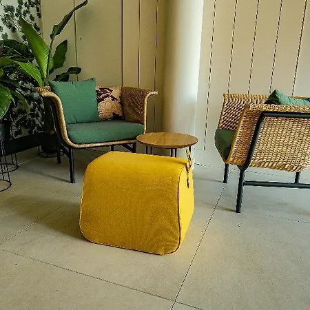 Live Bordeaux Hotel