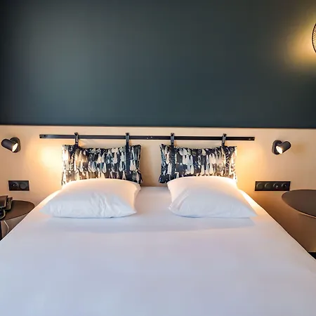 Hotel Ibis Styles Bordeaux 3*