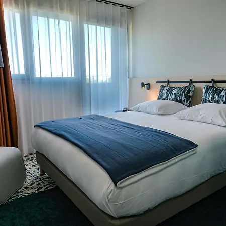 Отель Ibis Styles Bordeaux 3*