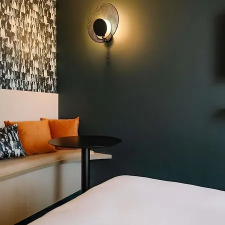 Отель Ibis Styles Bordeaux Брюж
