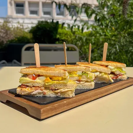 ホテル Ibis Styles Bordeaux 3*