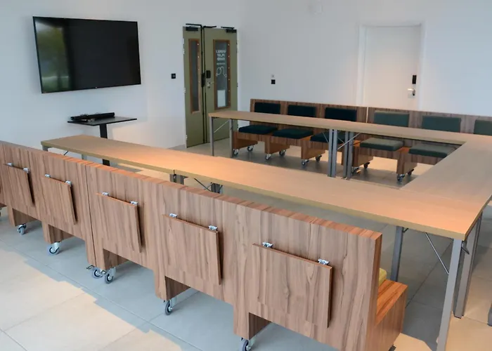 Ibis Styles Bordeaux 호텔 3*