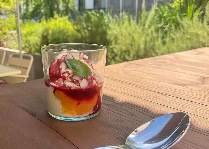 Hotel Ibis Styles Bordeaux 3*